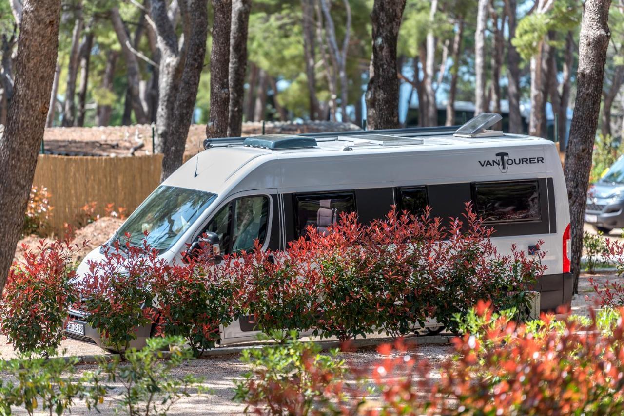 Riviera Mobile Home Makarska Bagian luar foto