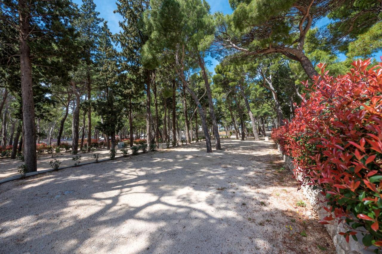 Riviera Mobile Home Makarska Bagian luar foto